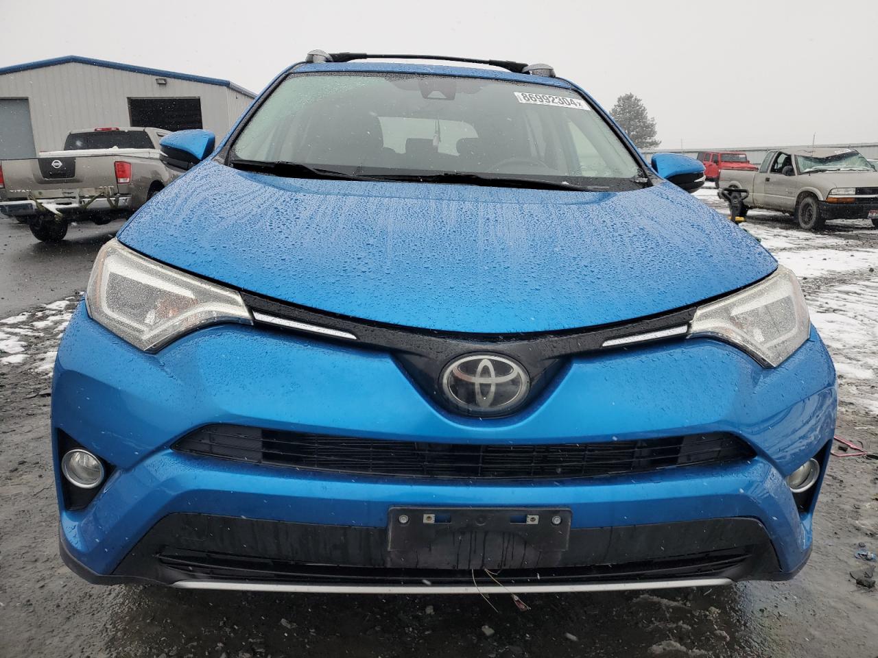 2018 Toyota RAV 4 - Image 5