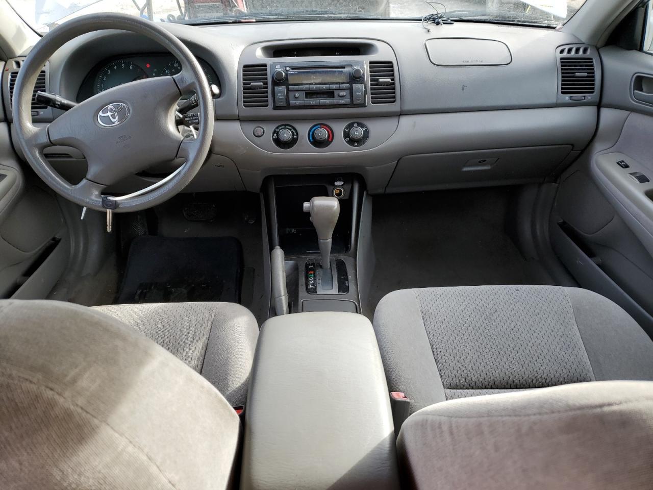 2002 Toyota Camry - Image 8