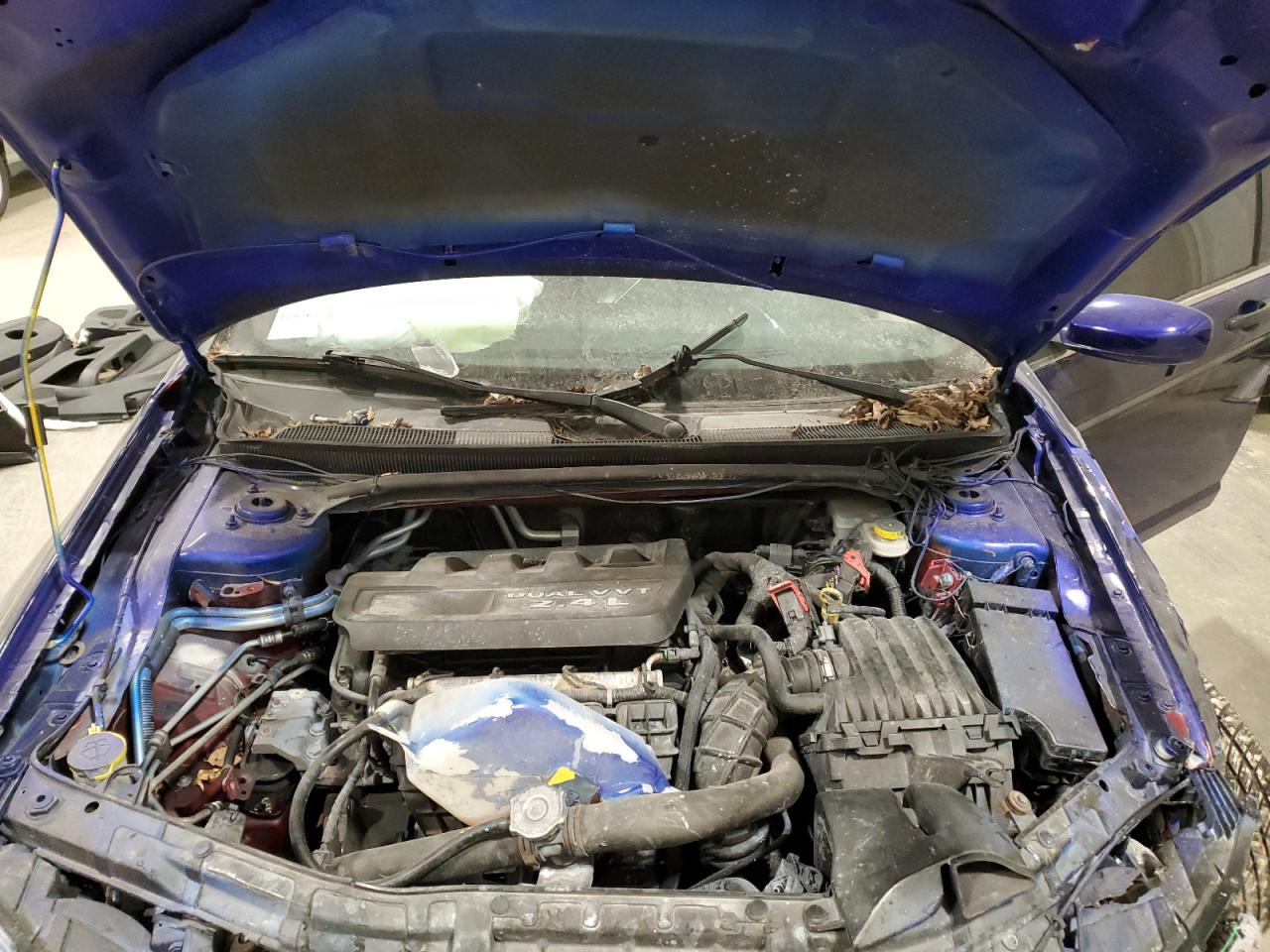 2014 Chrysler 200 - Image 11