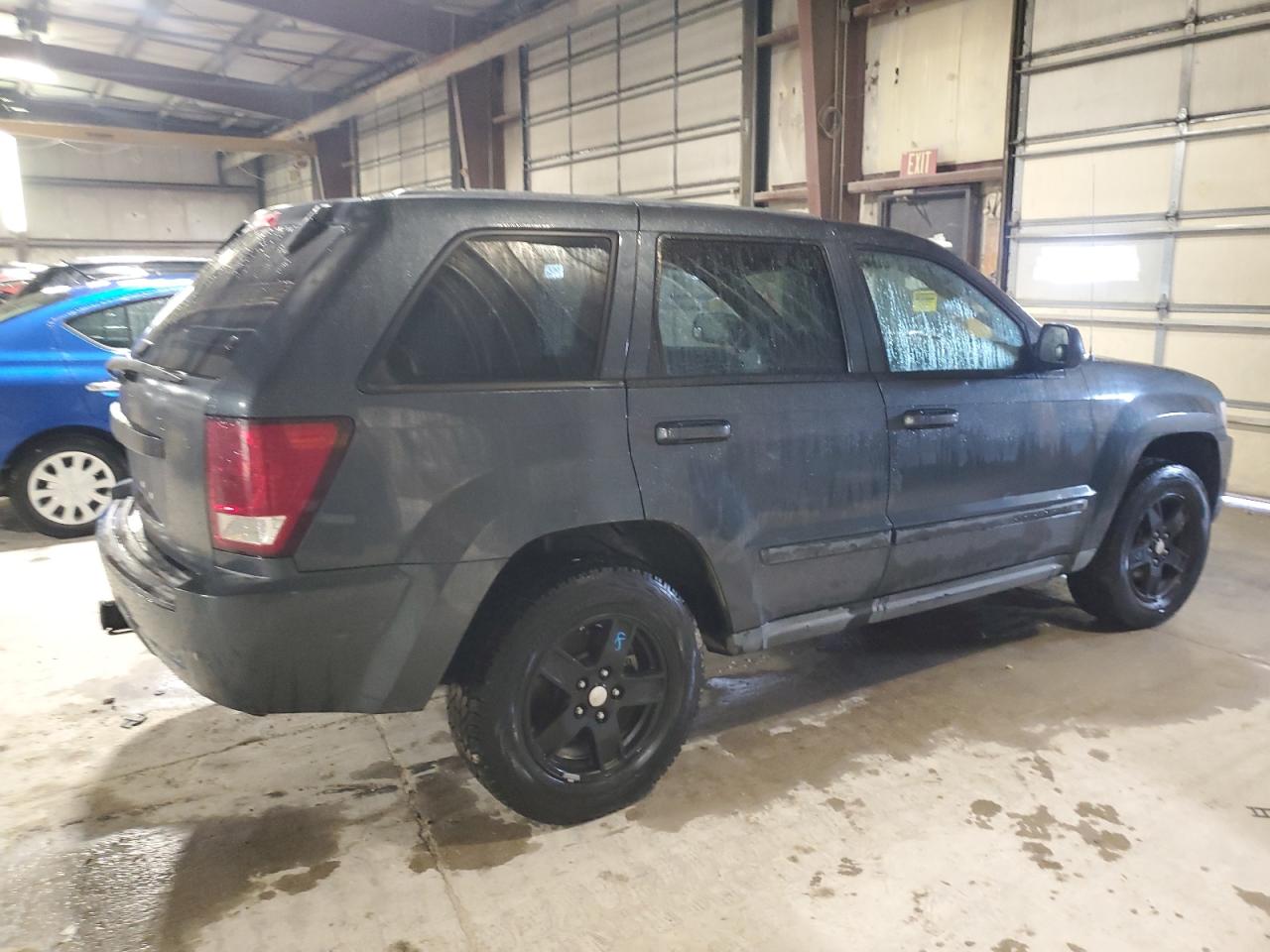 2007 Jeep Grand Cherokee - Image 3