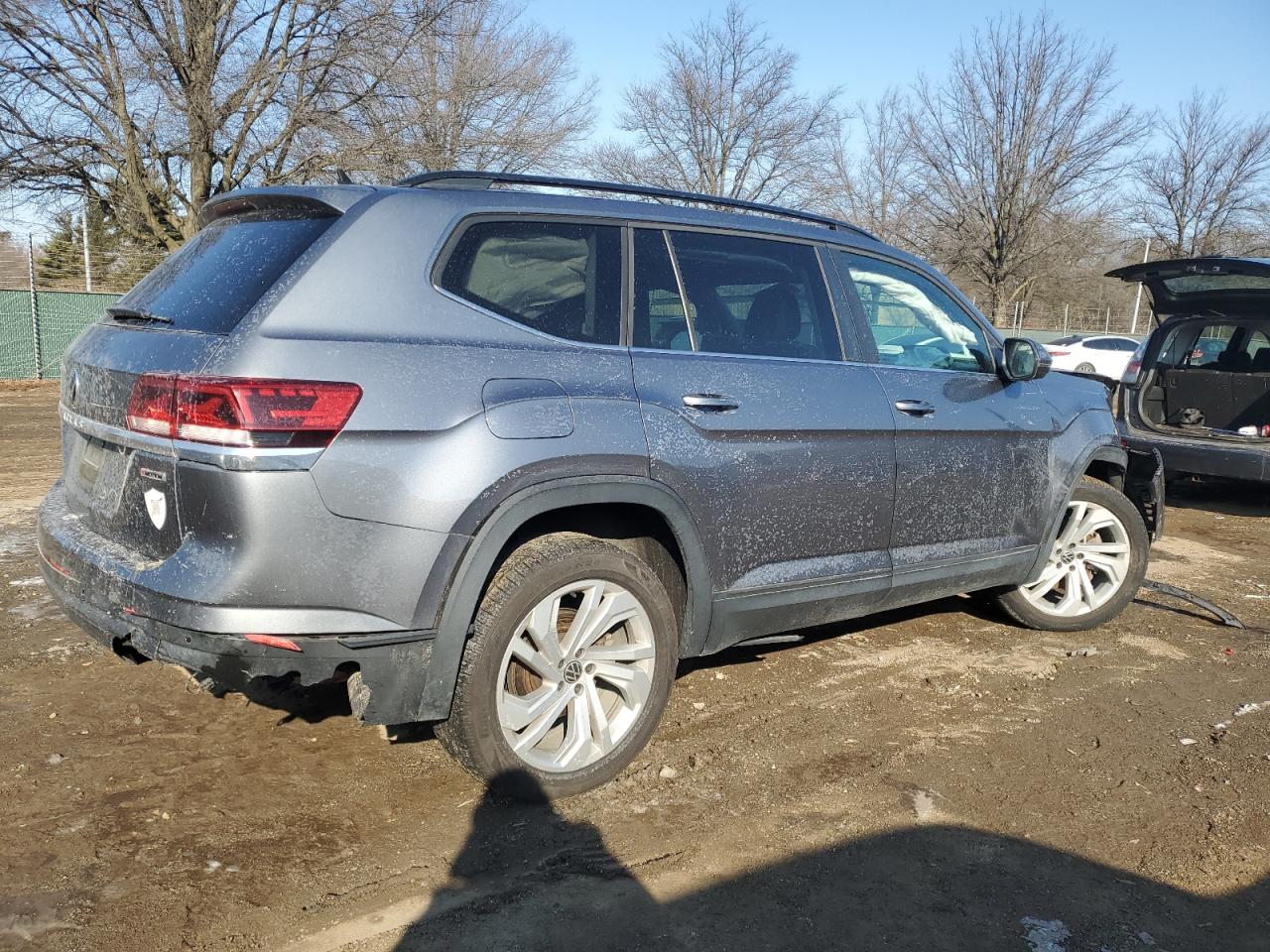 2021 Volkswagen Atlas - Image 3