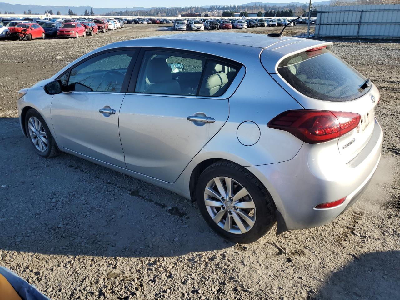 2015 Kia Forte - Image 2
