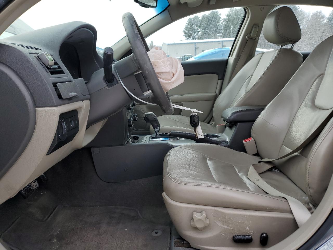 2010 Ford Fusion - Image 7