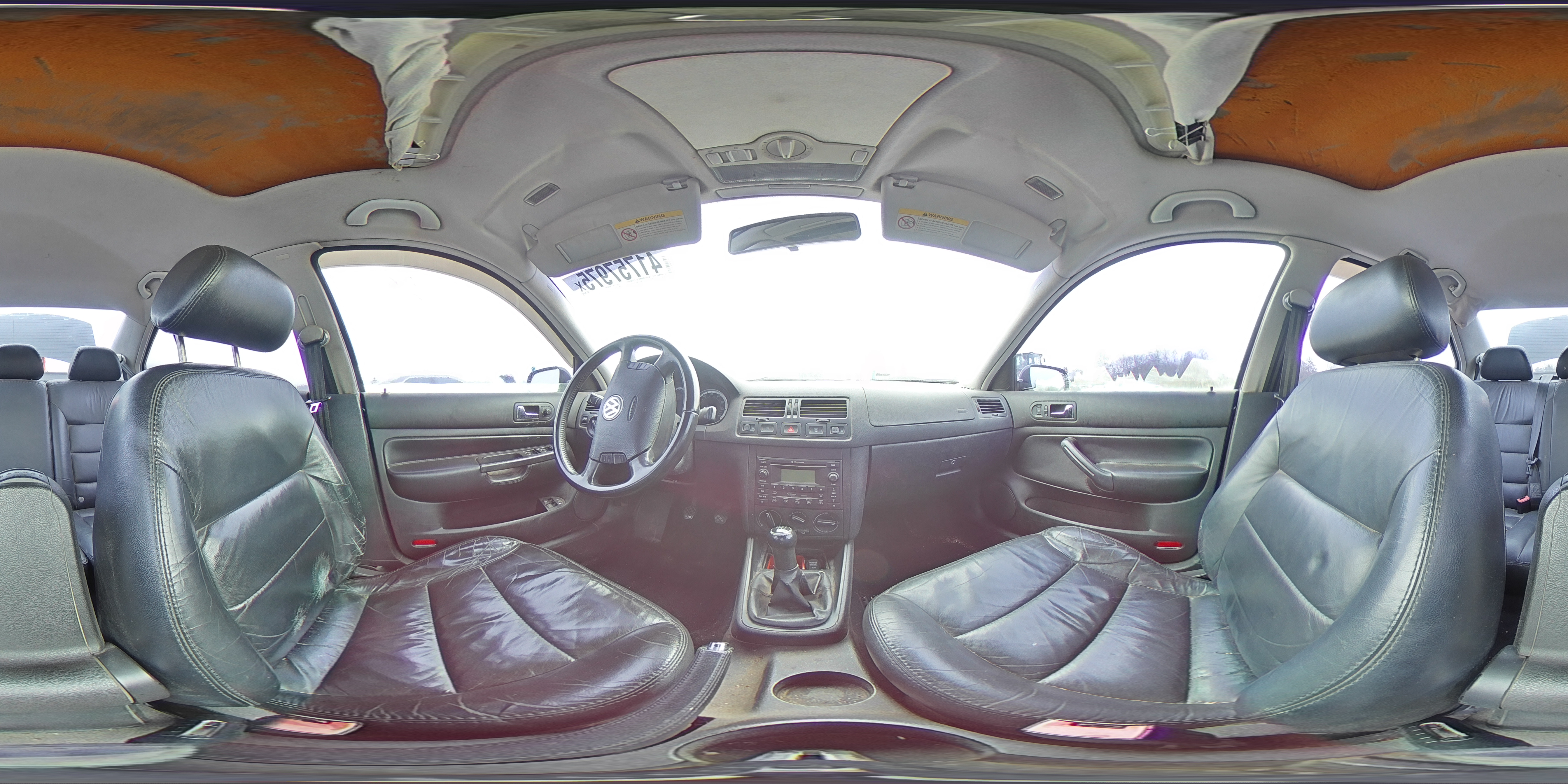 2004 Volkswagen Jetta - Image 13