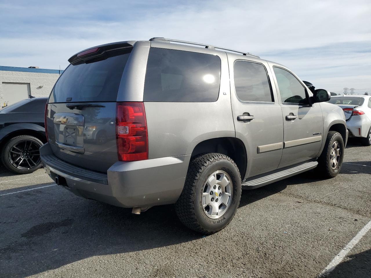 2007 Chevrolet Tahoe - Image 3