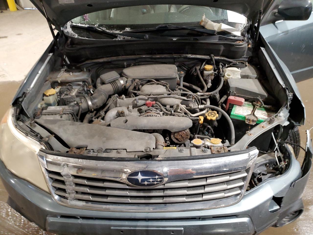 2010 Subaru Forester - Image 12
