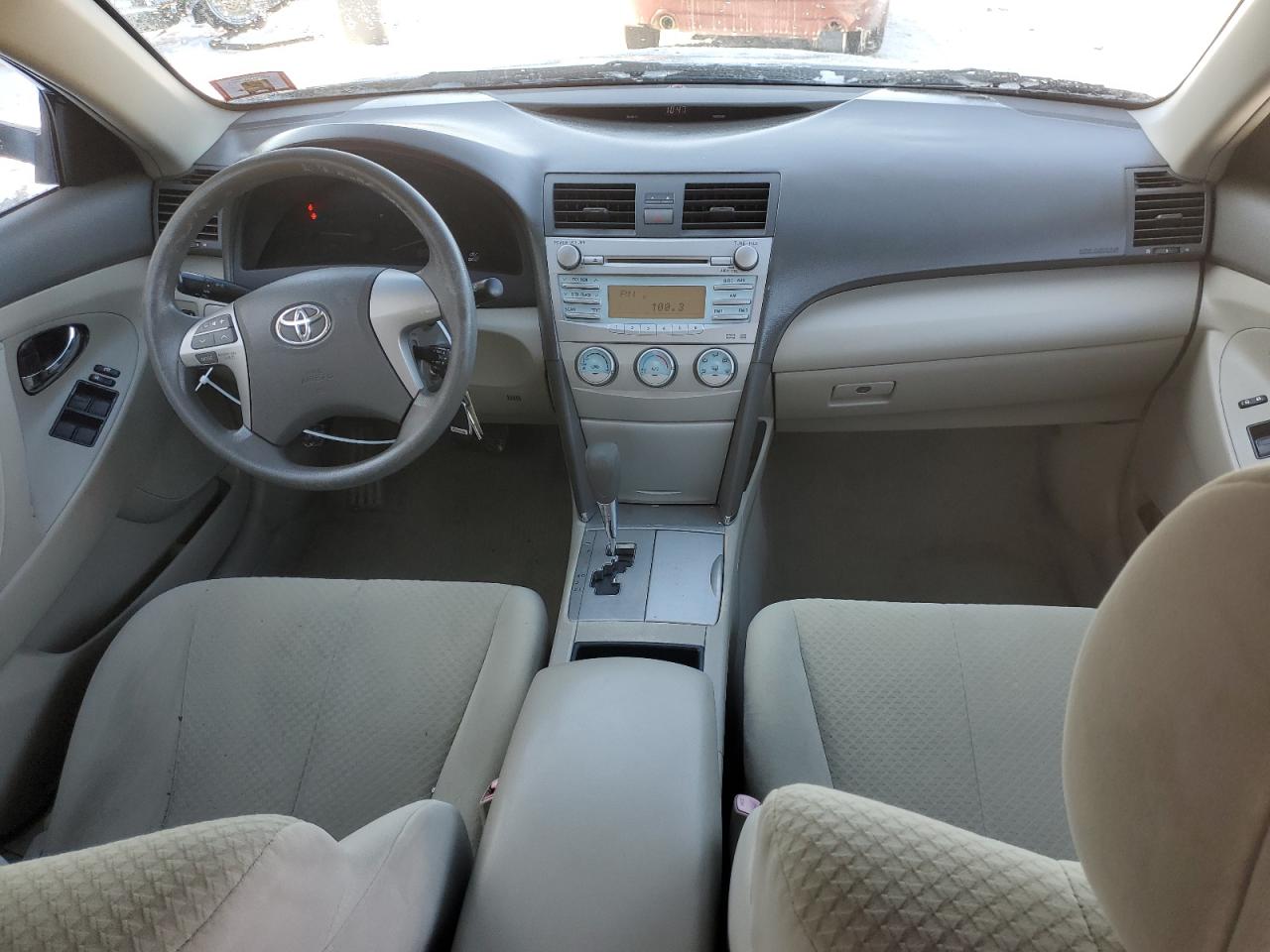 2009 Toyota Camry - Image 8