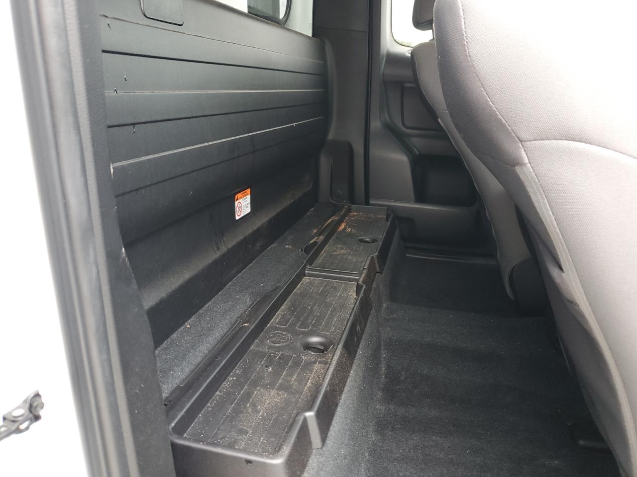 2022 Toyota Tacoma - Image 10