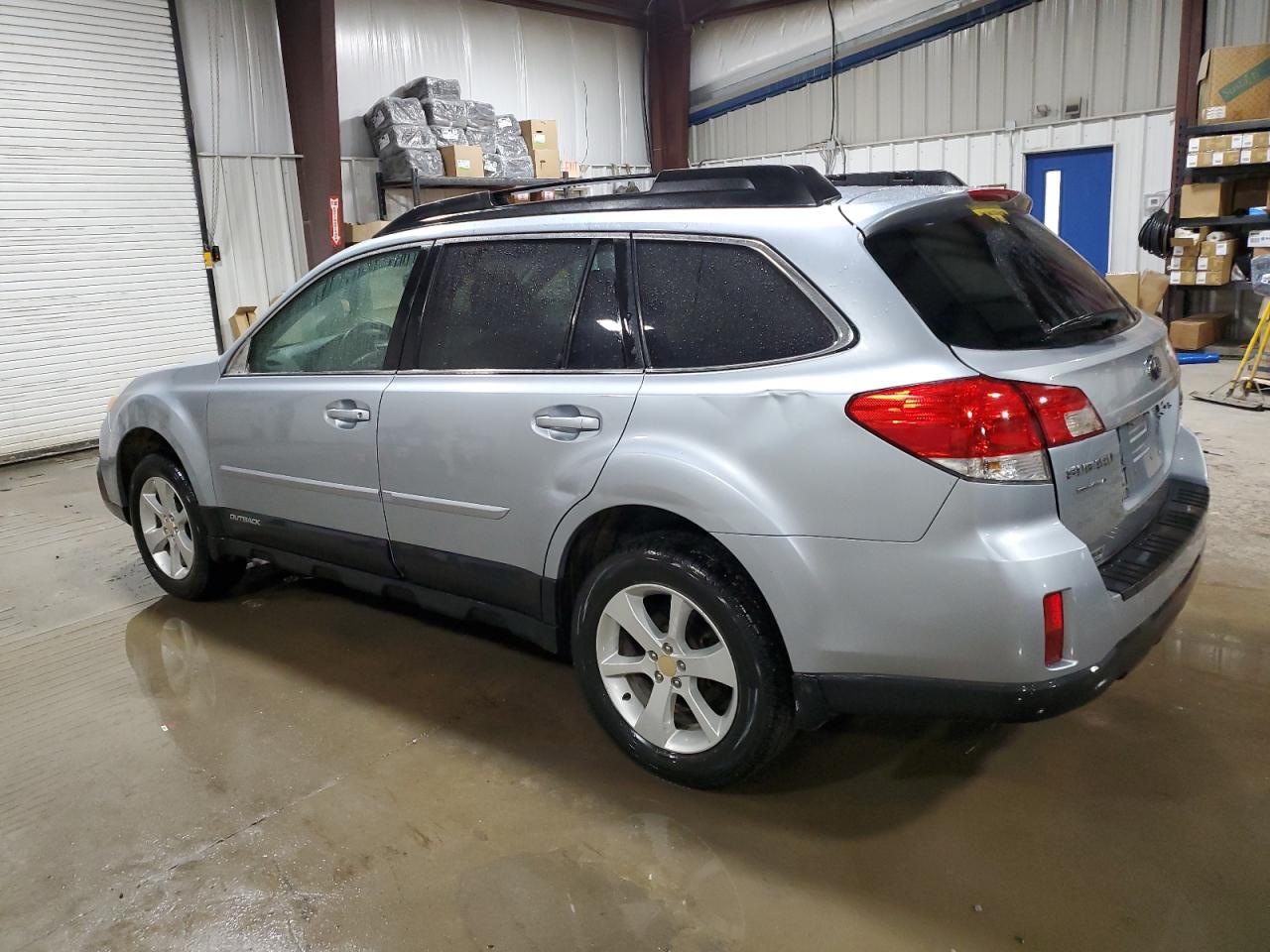 2013 Subaru Outback - Image 2