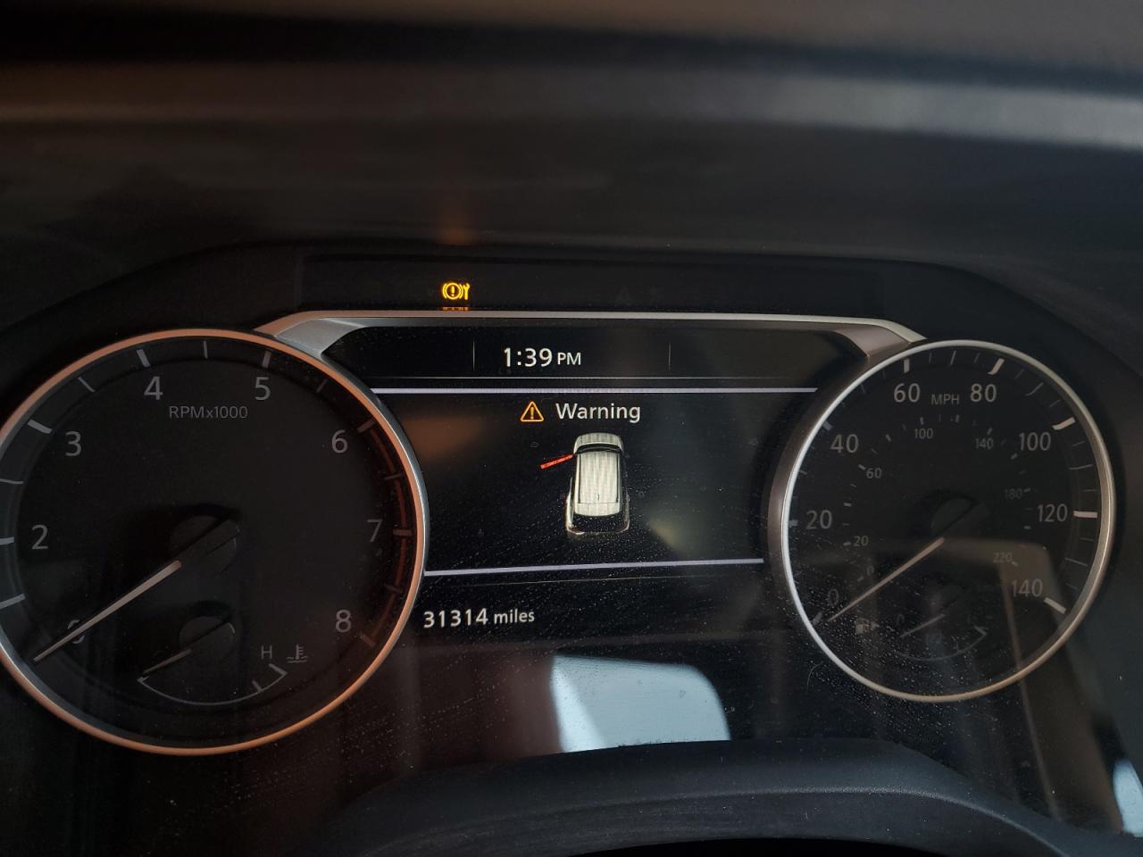 2021 Nissan Rogue - Image 9