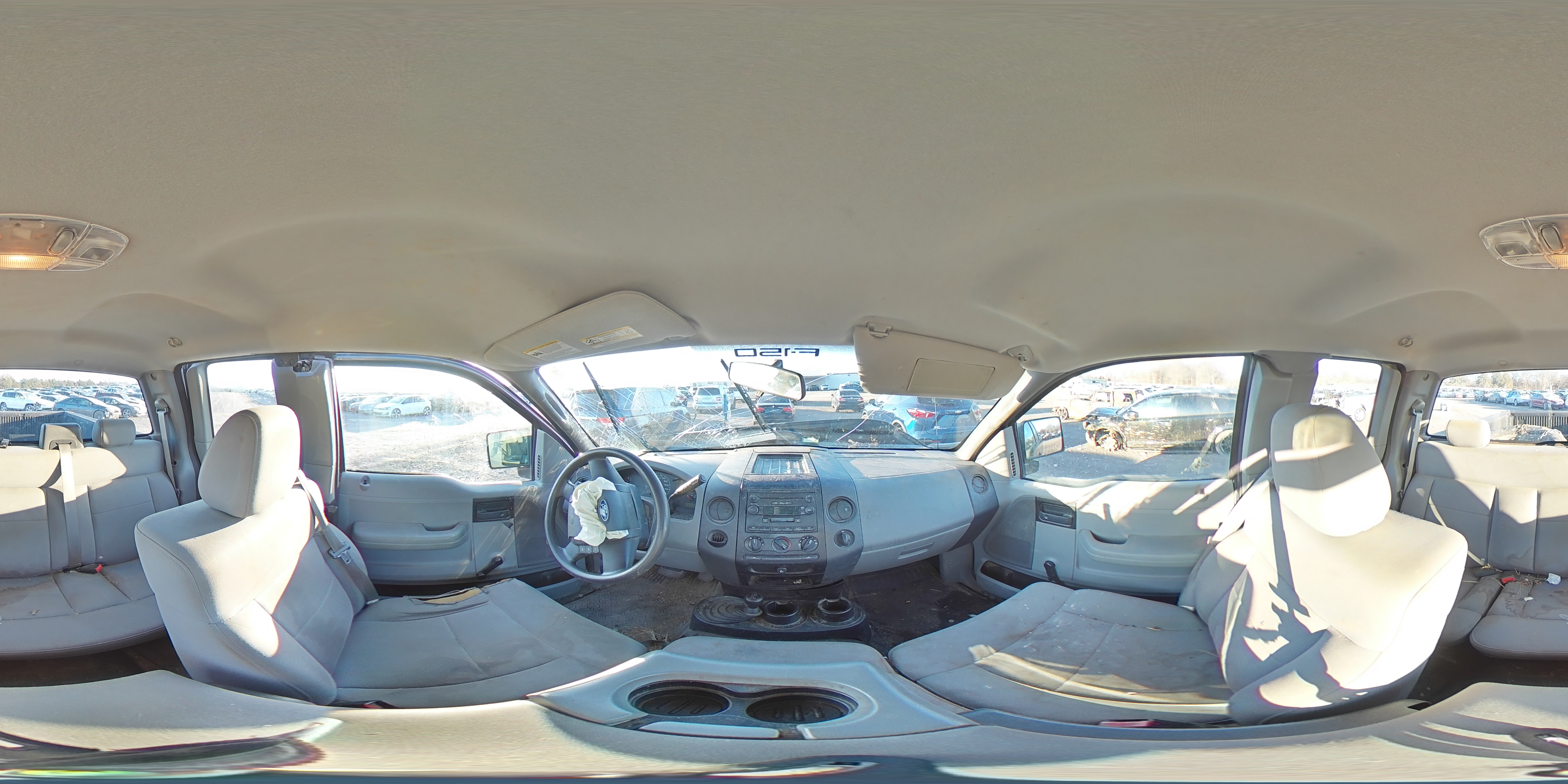 2005 Ford F-150 - Image 13