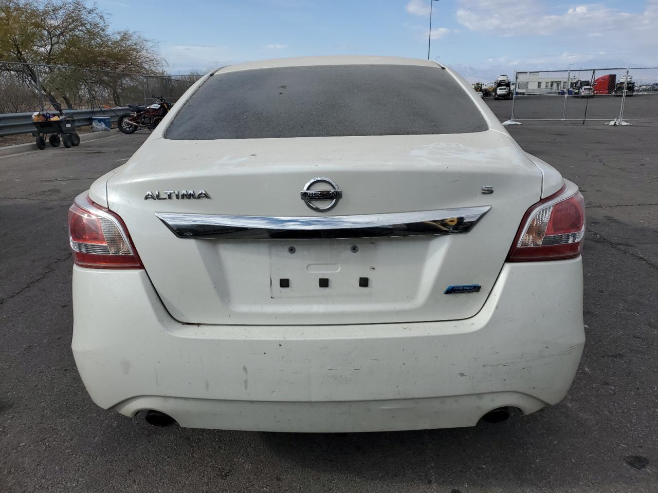 2013 Nissan Altima - Image 6