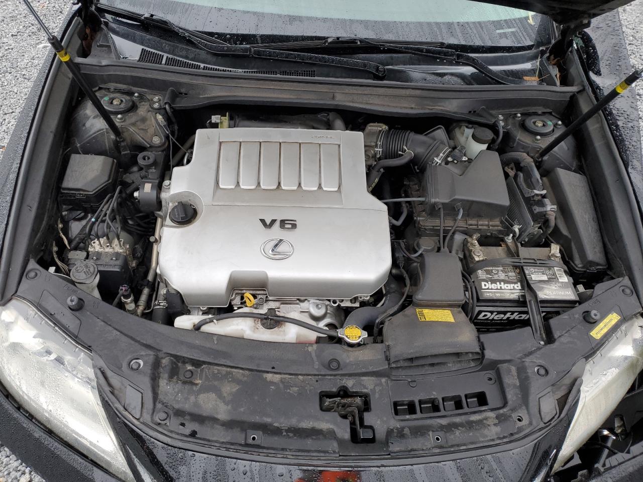 2013 Lexus ES - Image 12