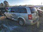 2010 Chrysler Town & Country Lx للبيع في Albany، NY - Side