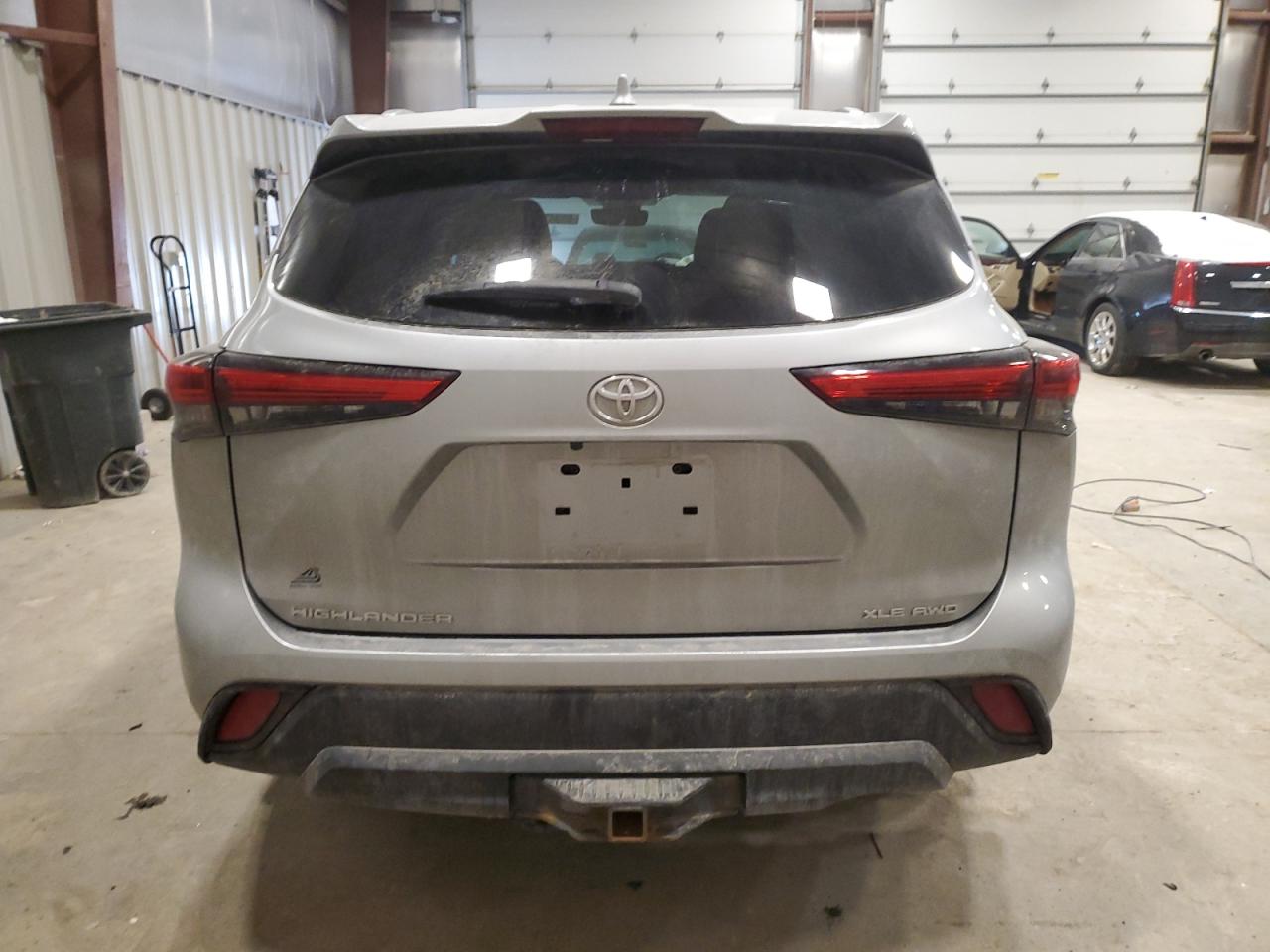 2020 Toyota Highlander - Image 6