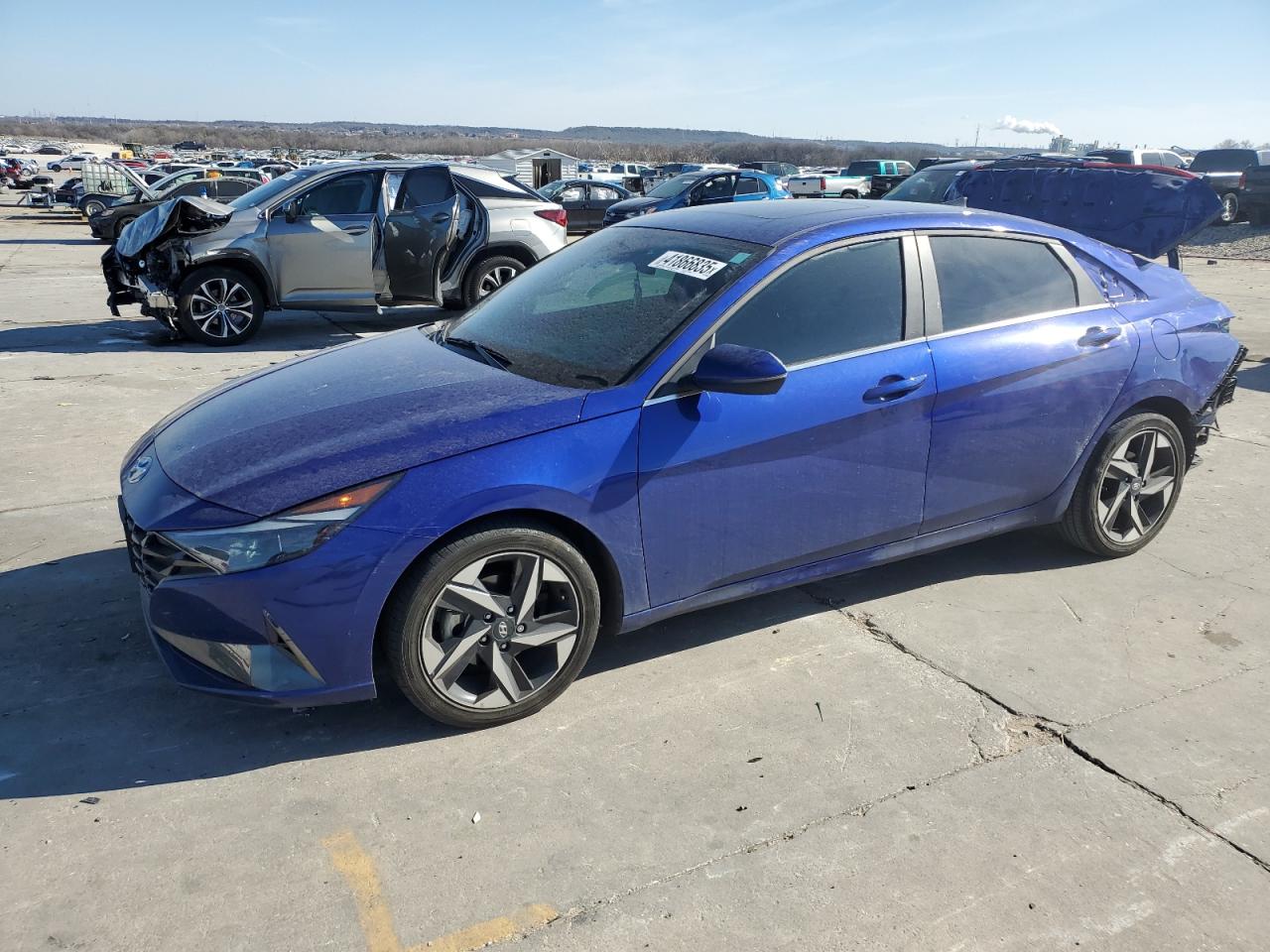 2023 Hyundai Elantra - Image 1