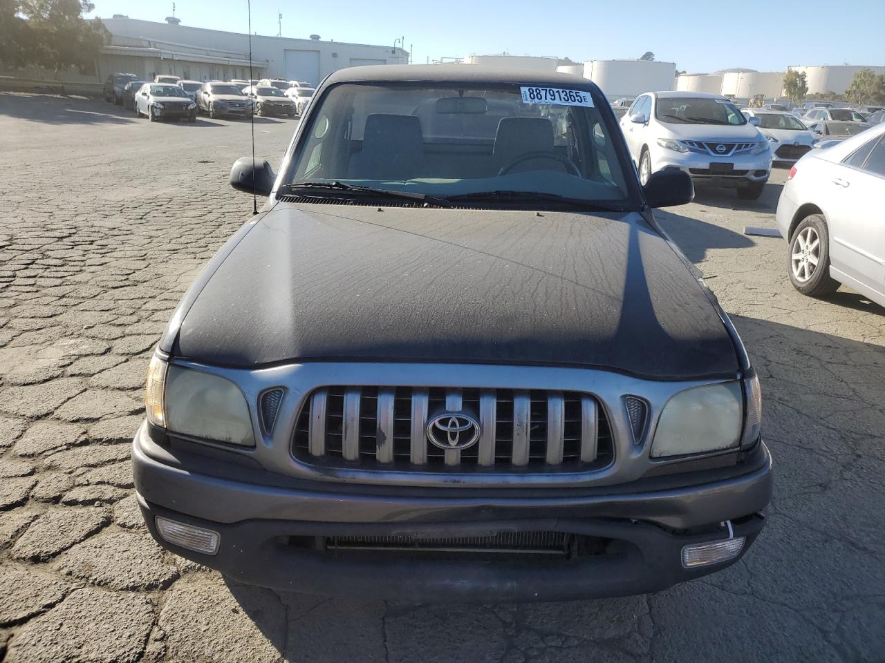 2004 Toyota Tacoma - Image 5