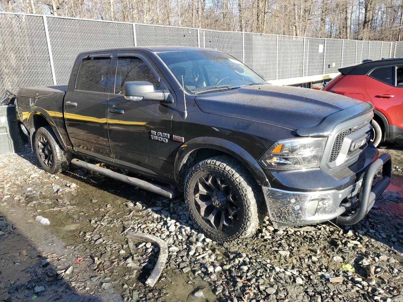 2015 RAM 1500 - Image 4