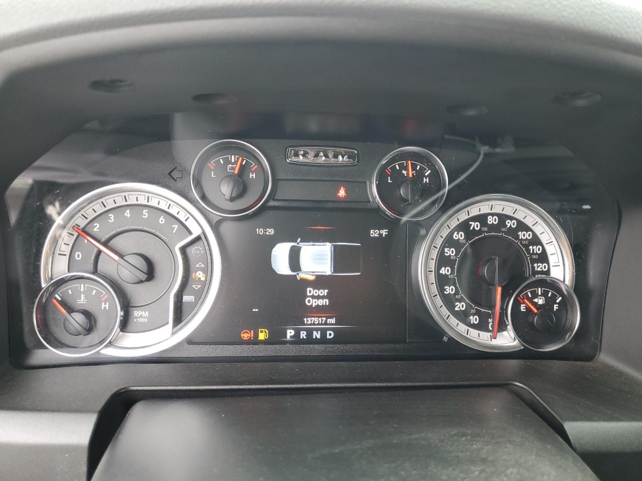 2019 RAM 1500 - Image 9