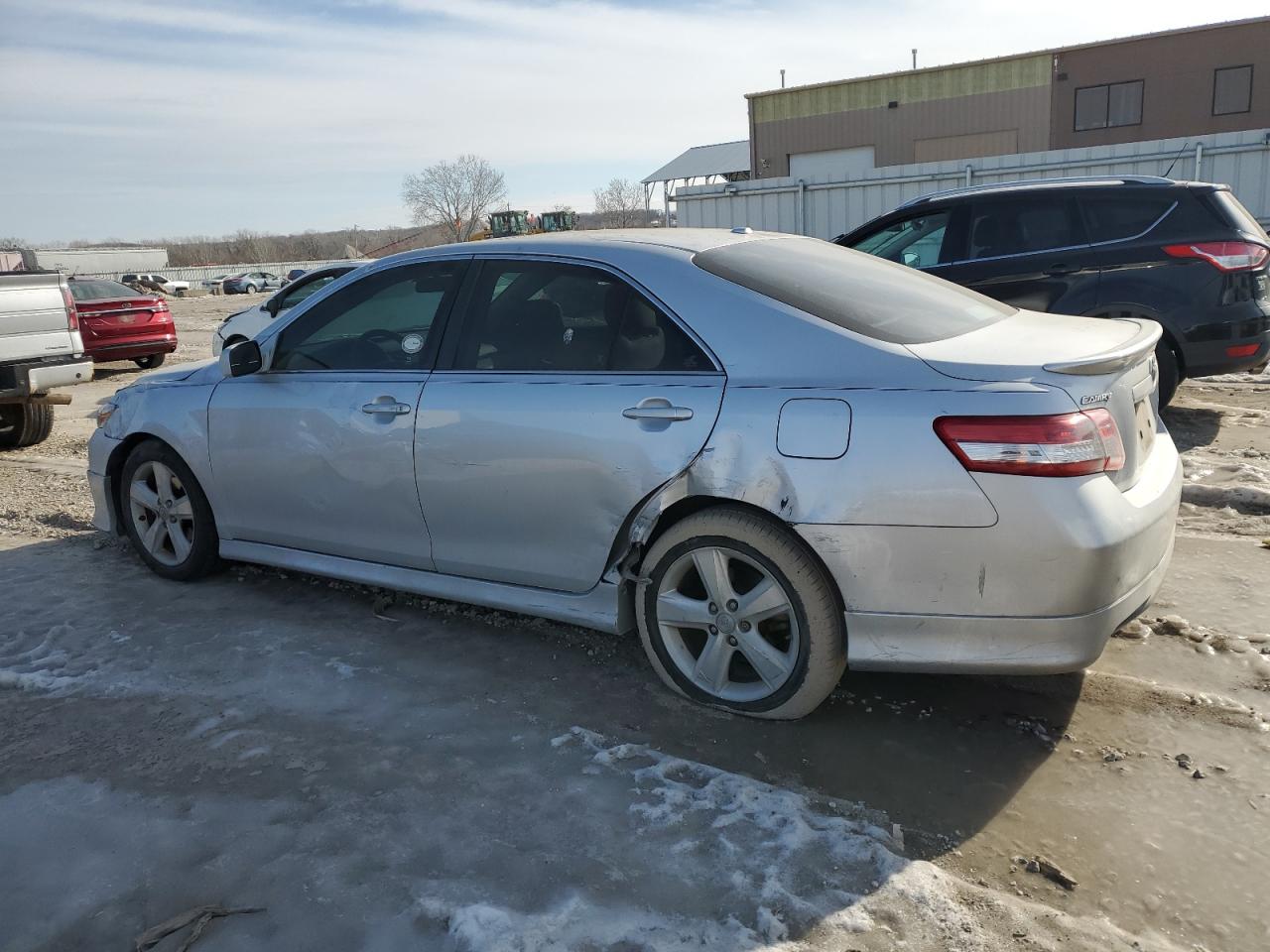 2011 Toyota Camry - Image 2
