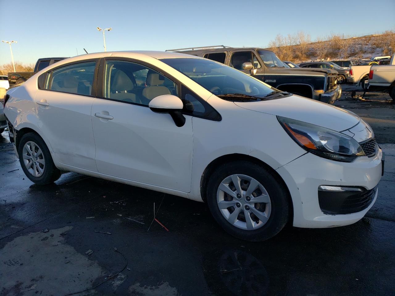 2017 Kia Rio - Image 4