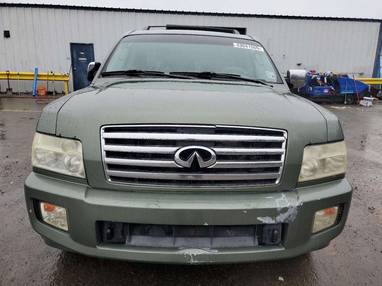 2004 Infiniti QX56 - Image 5