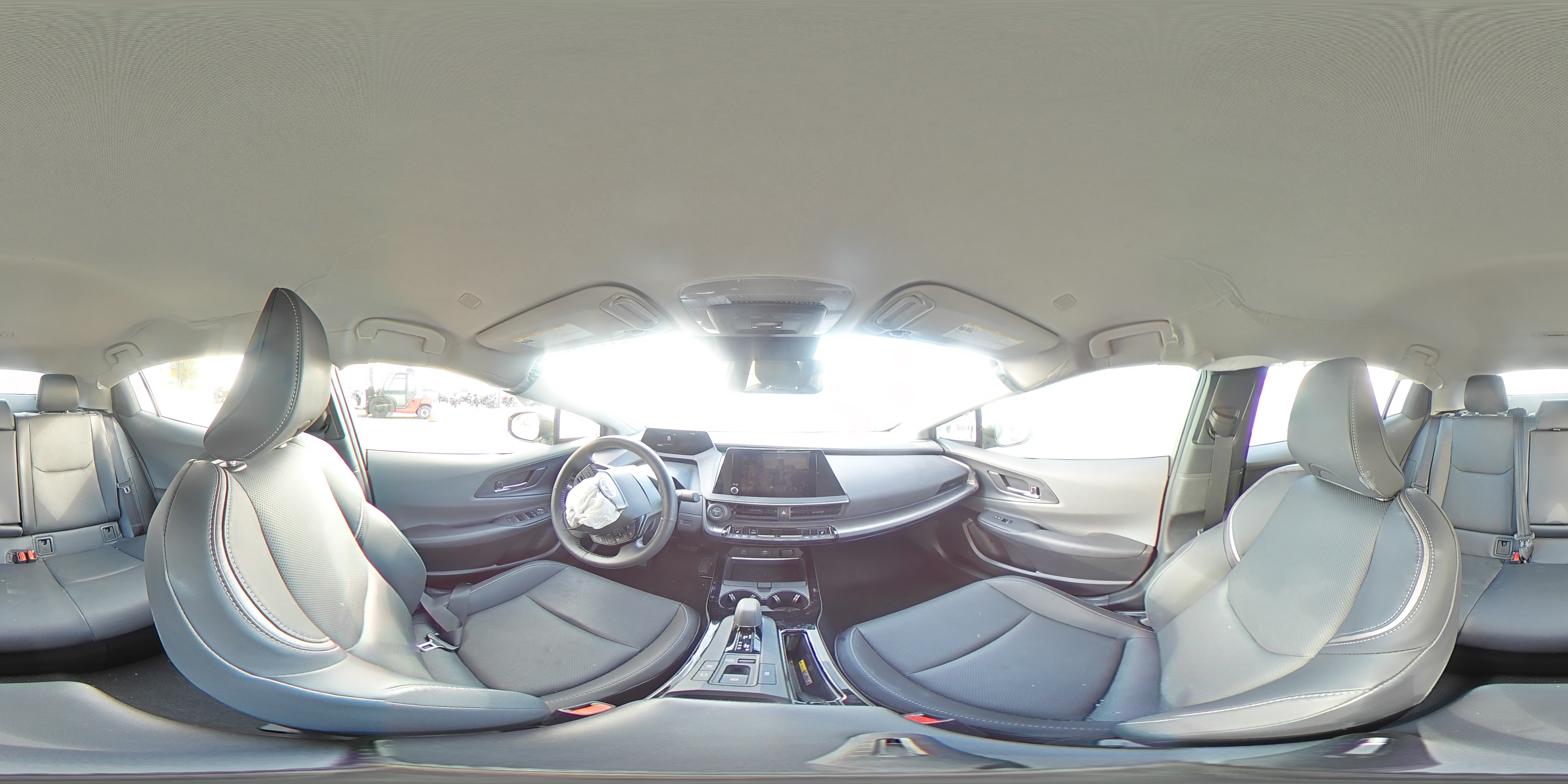 2024 Toyota Prius - Image 13