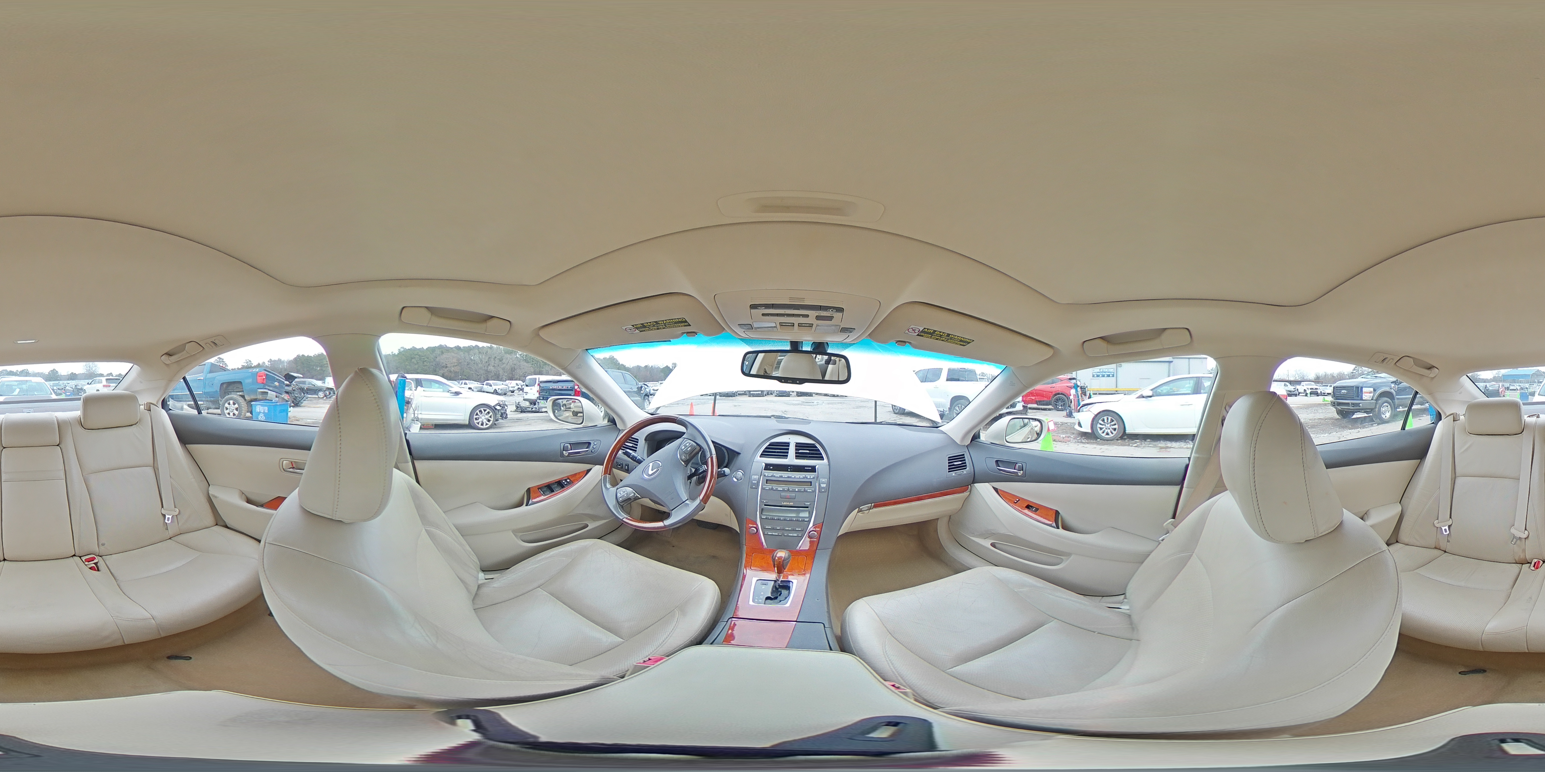 2010 Lexus ES - Image 12