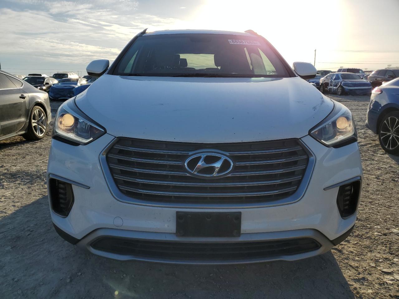 2018 Hyundai Santa Fe - Image 5