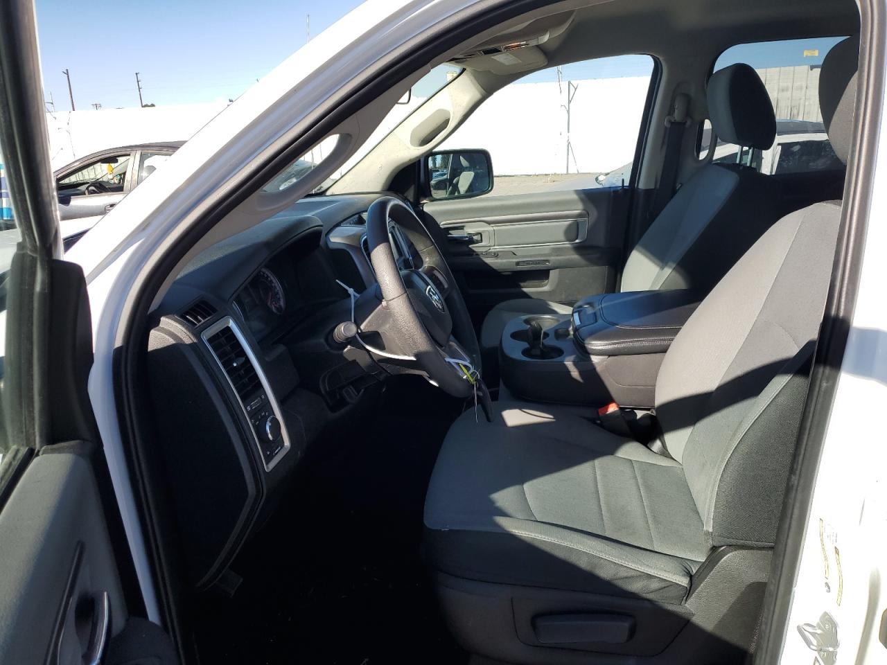 2021 RAM 1500 - Image 7