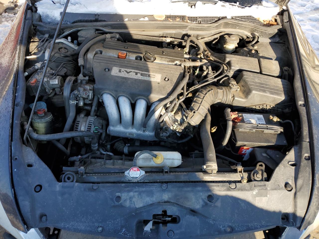 2004 Honda Accord - Image 12