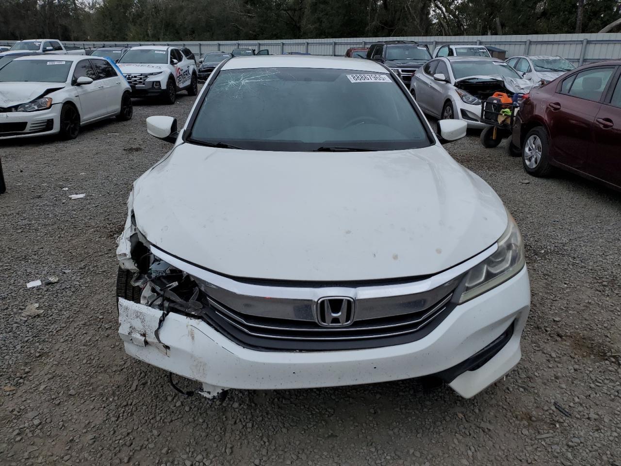 2017 Honda Accord - Image 5