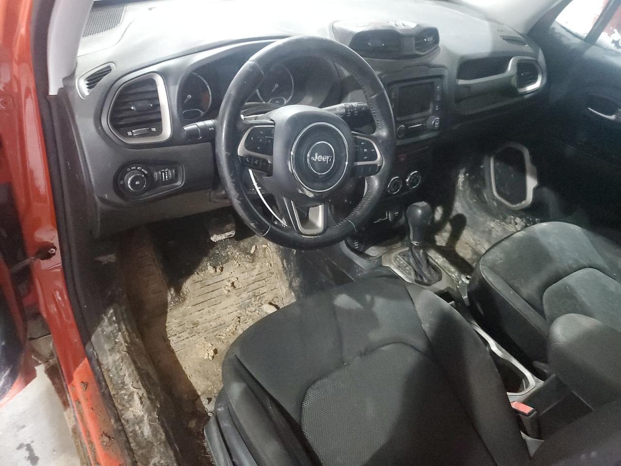 2015 Jeep Renegade - Image 8