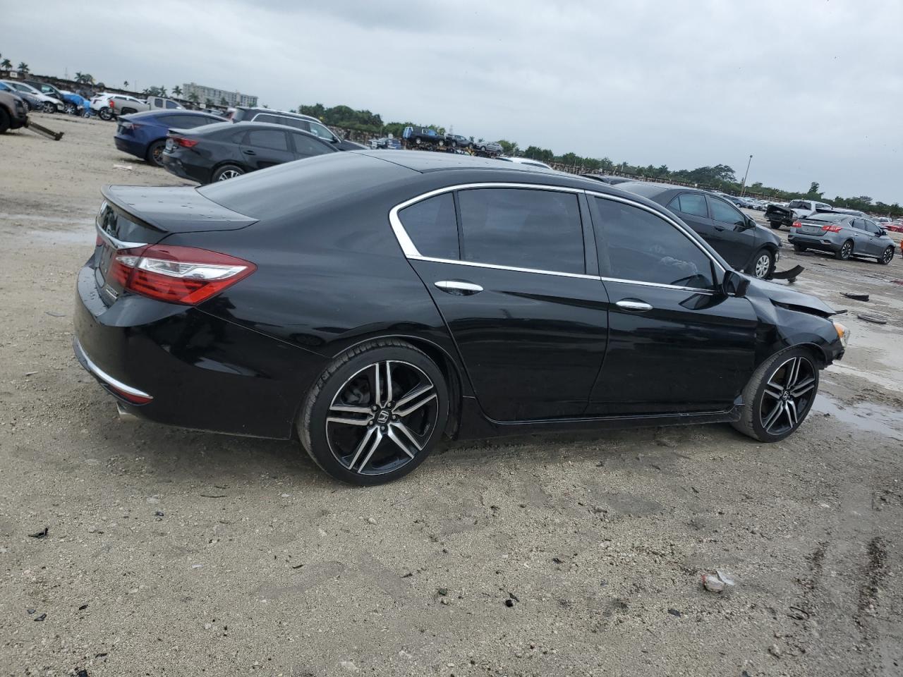 2017 Honda Accord - Image 3