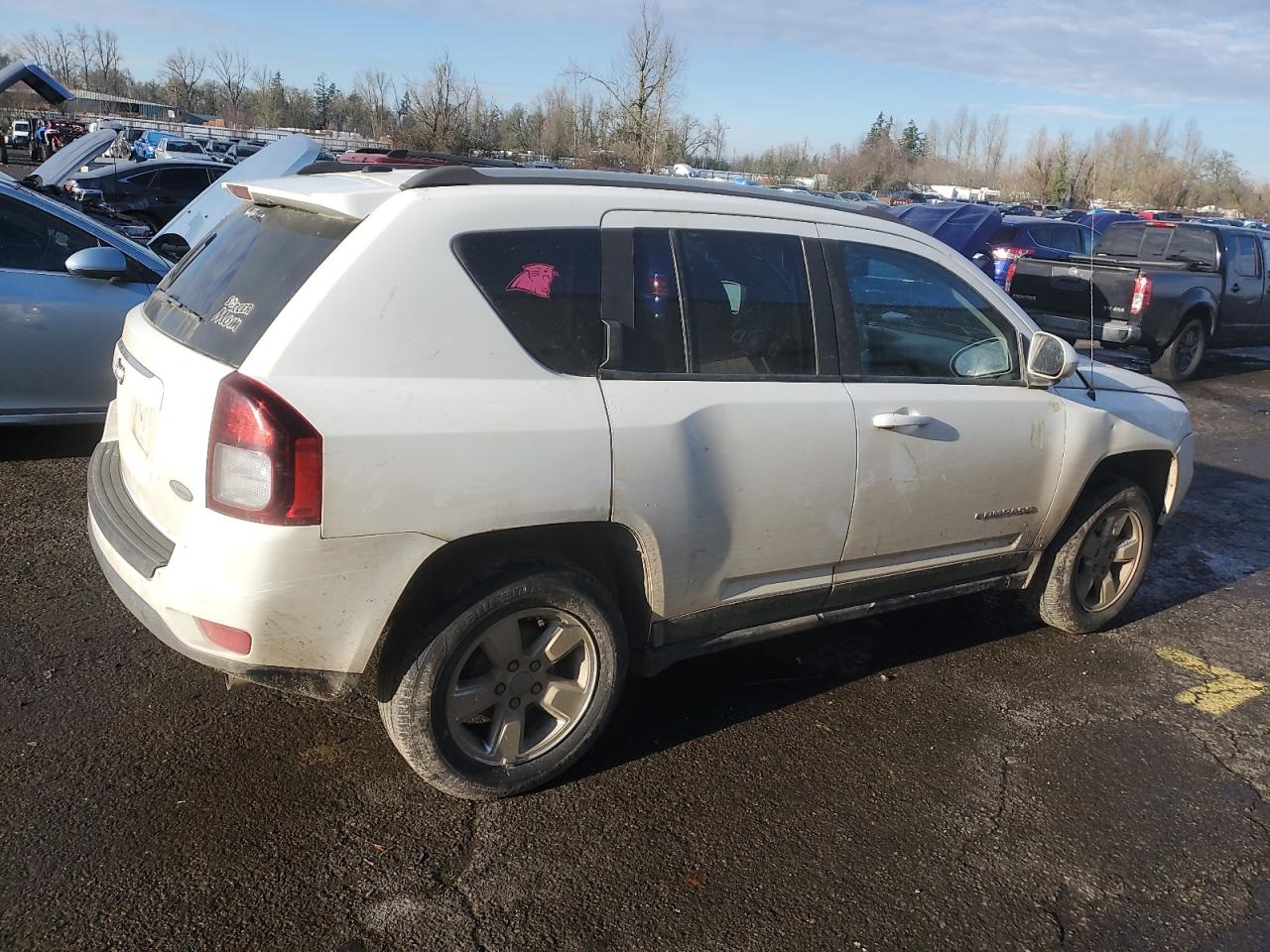 VIN 1C4NJCEA6GD666708 2016 JEEP COMPASS no.3