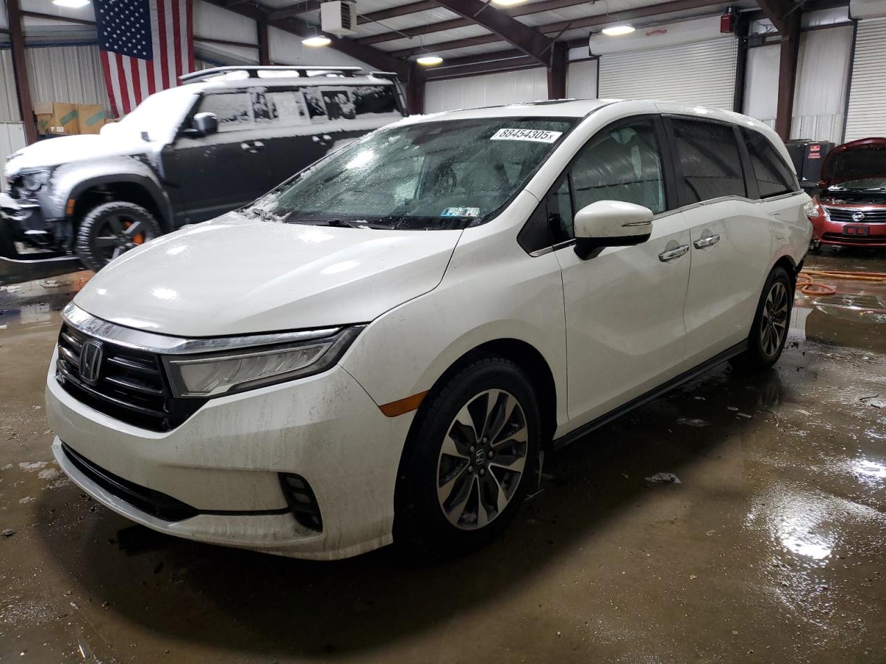 2022 Honda Odyssey - Image 1