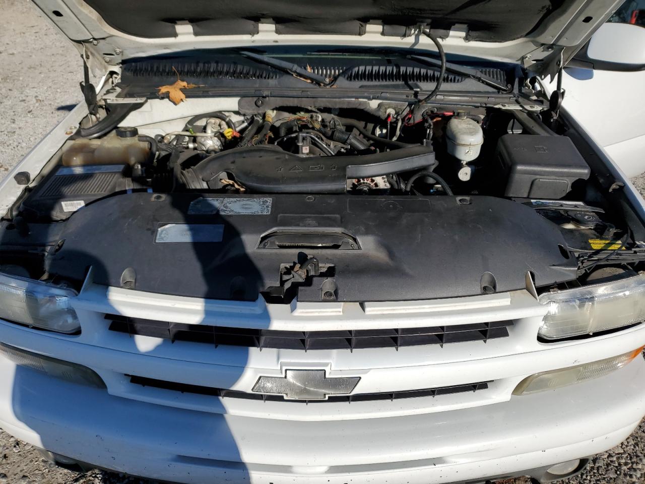 2003 Chevrolet Suburban K1500 VIN: 3GNFK16Z03G137883 Lot: 87057554