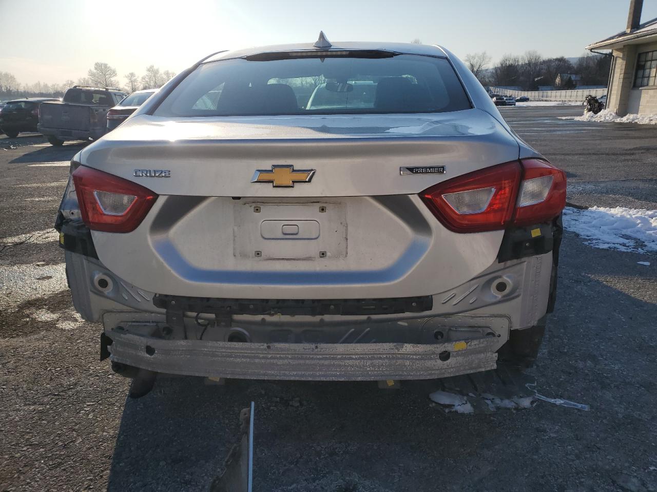 2017 Chevrolet Cruze - Image 6