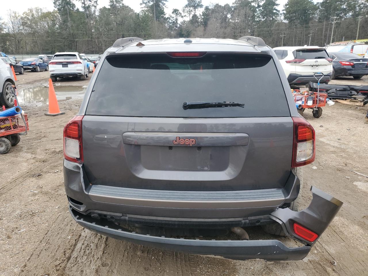 2016 Jeep Compass - Image 6