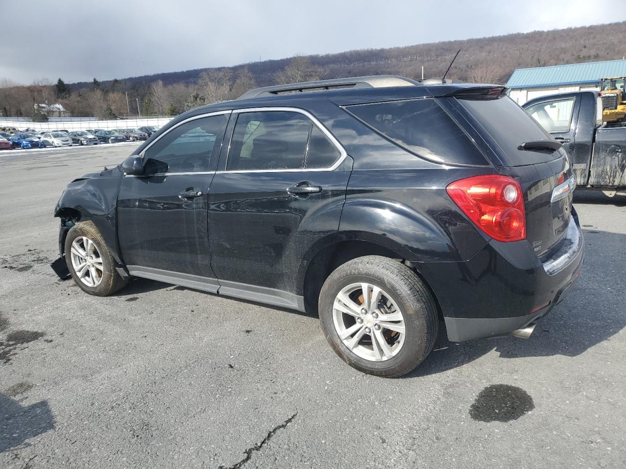 VIN 2GNFLGE39F6410218 2015 CHEVROLET EQUINOX no.2