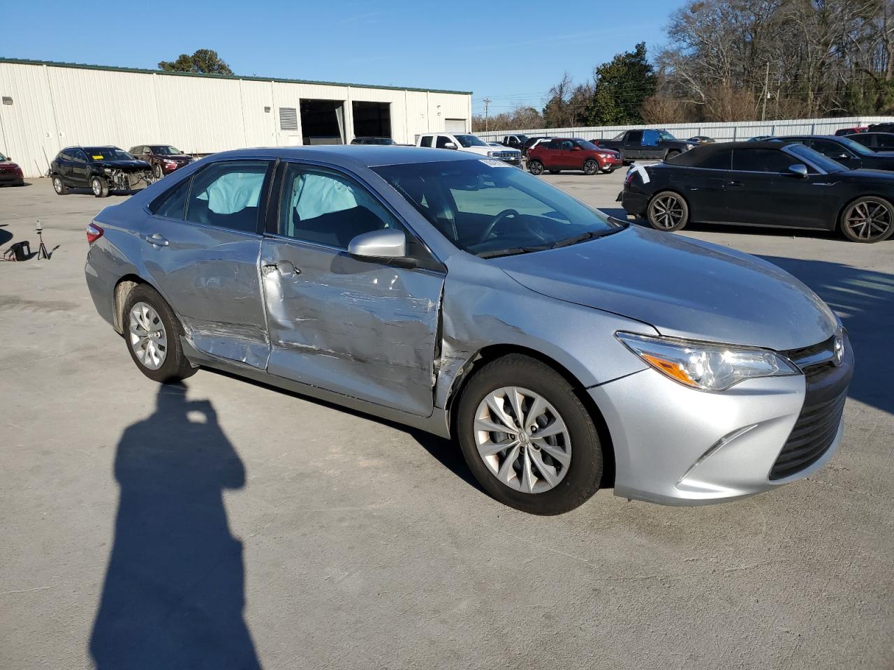 2016 Toyota Camry - Image 4