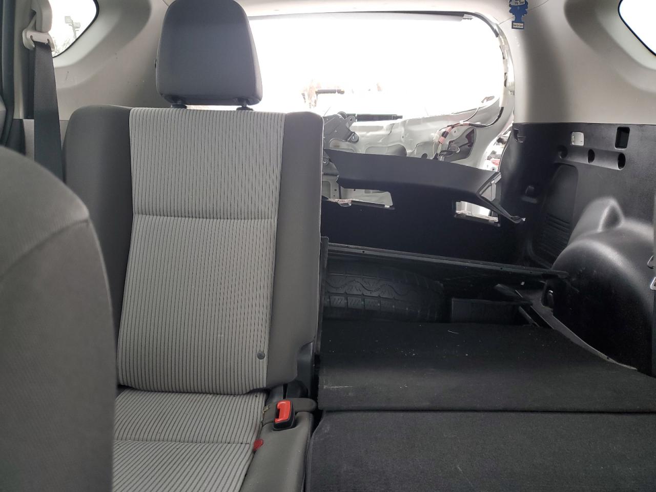 2013 Toyota RAV 4 - Image 10