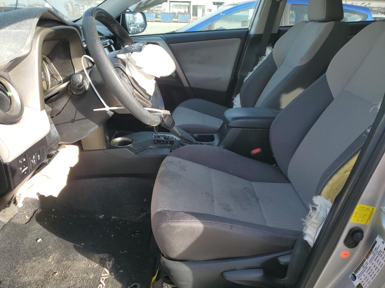 2015 Toyota RAV 4 - Image 7