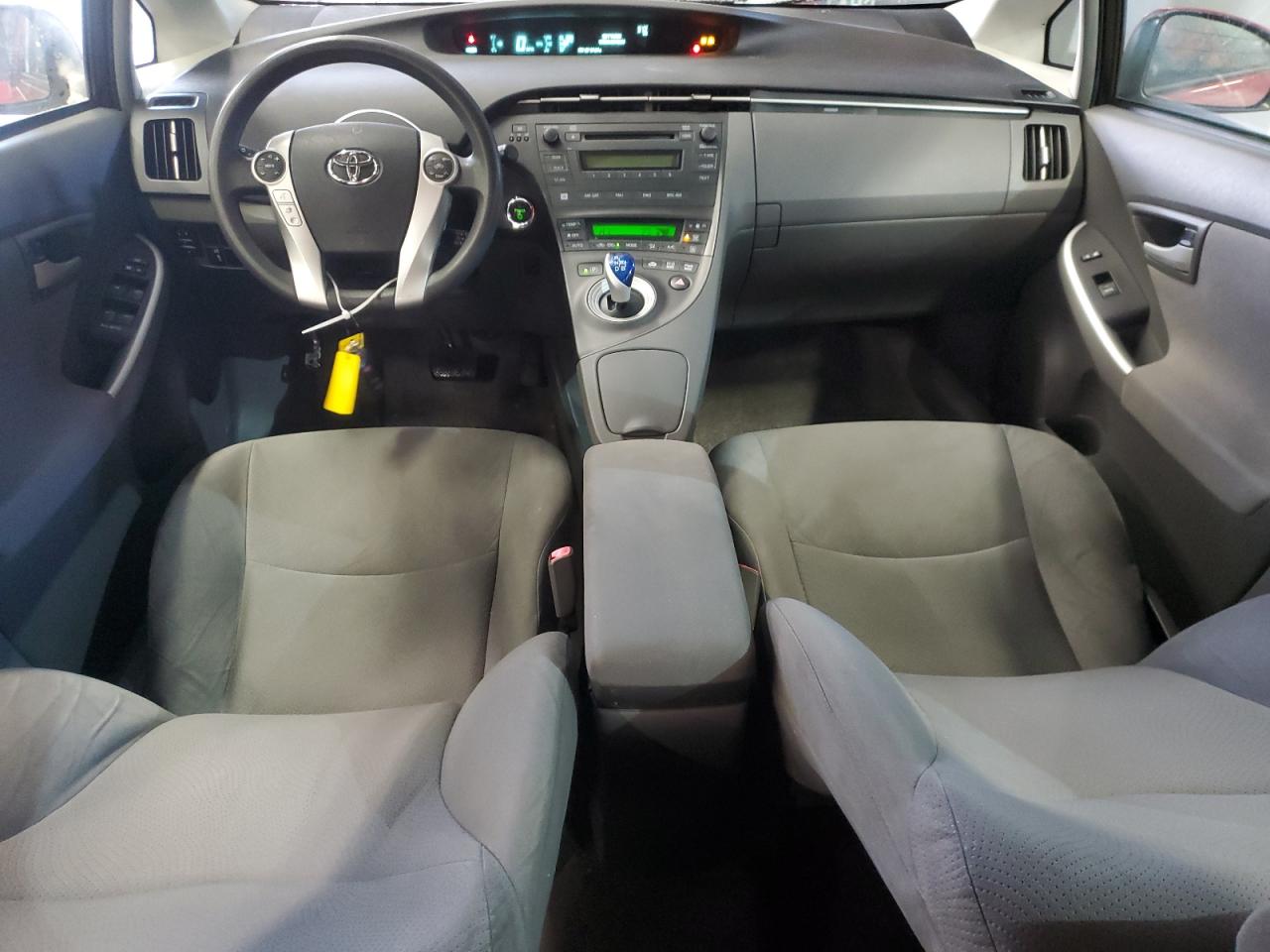 2010 Toyota Prius - Image 8