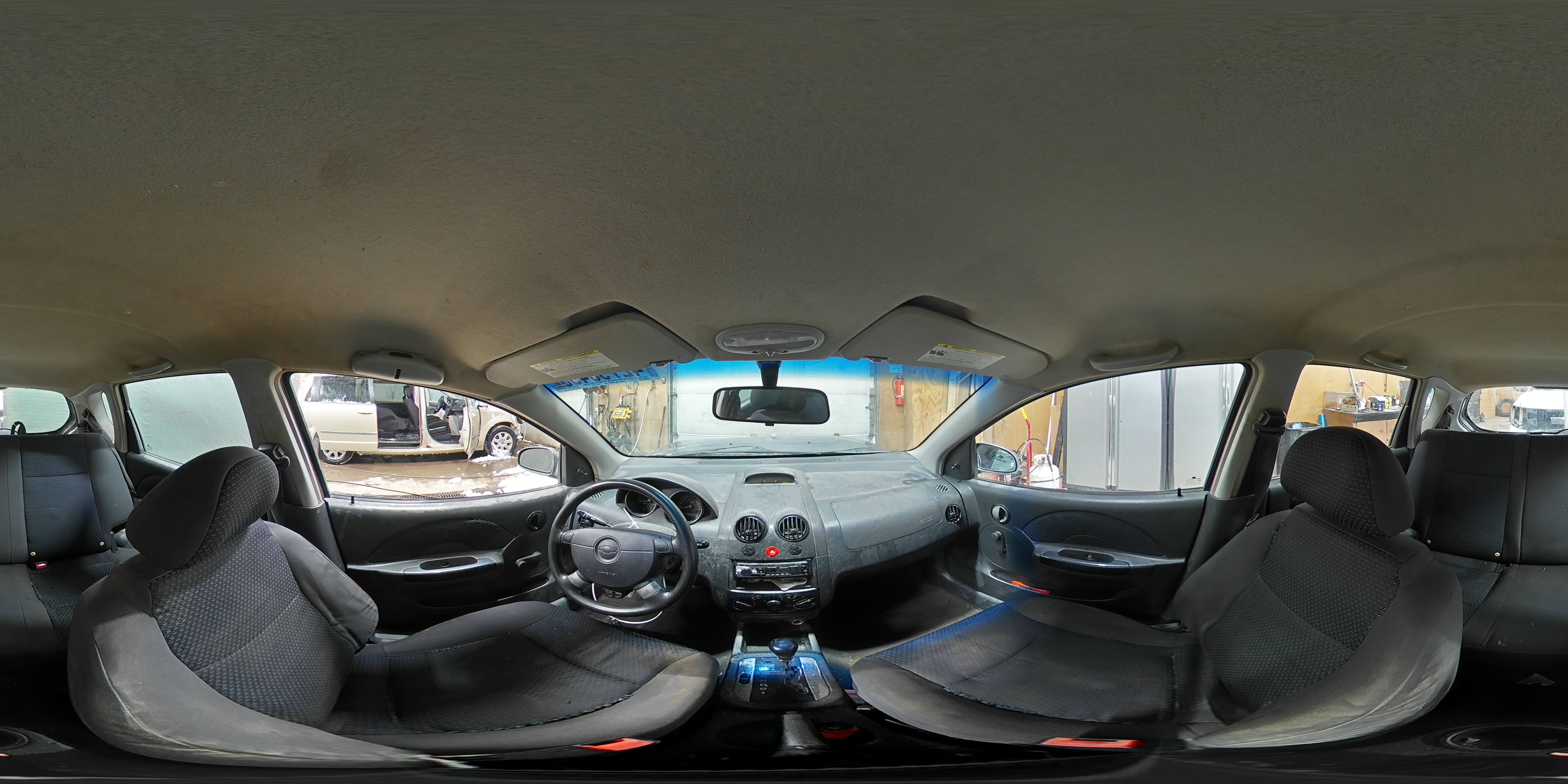 2006 Chevrolet Aveo - Image 13