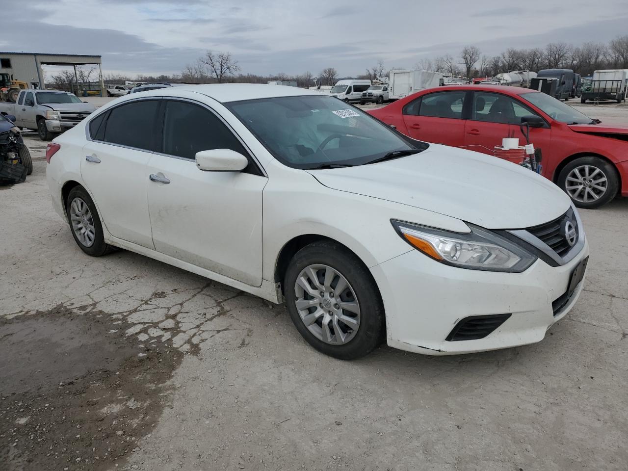 2016 Nissan Altima - Image 4