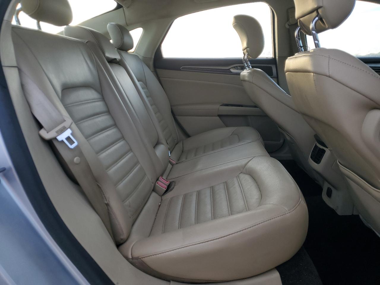 2014 Ford Fusion - Image 10