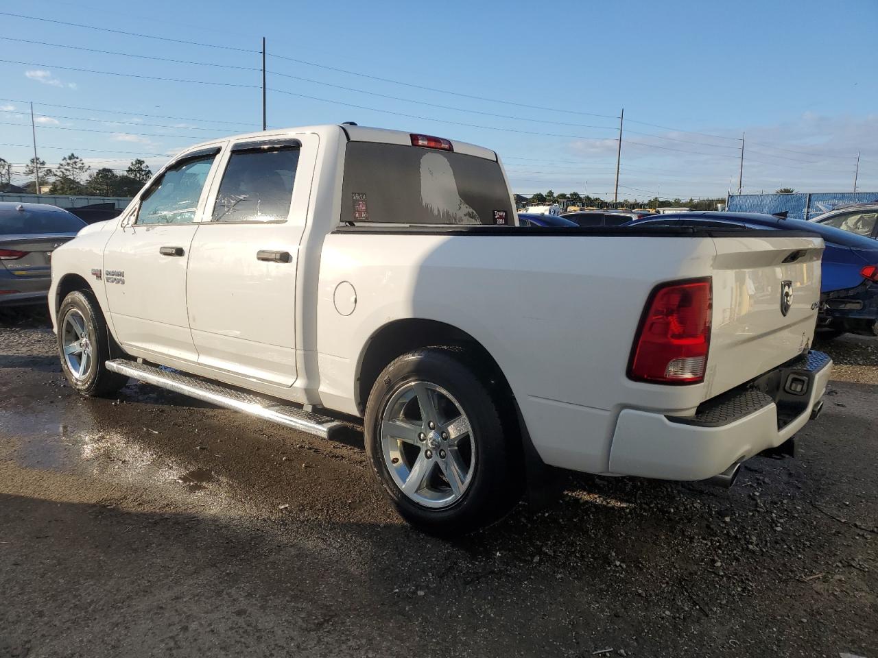 2015 RAM 1500 - Image 2