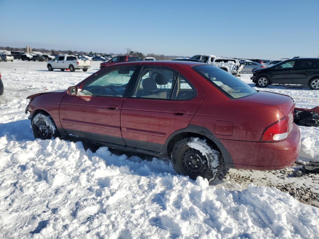 2000 Nissan Sentra - Image 2