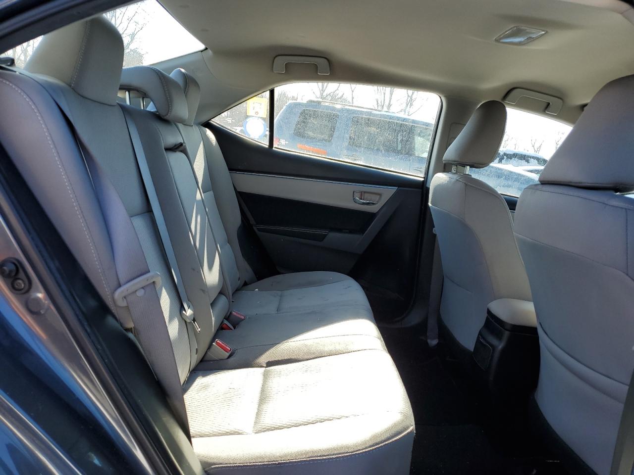 2015 Toyota Corolla - Image 10